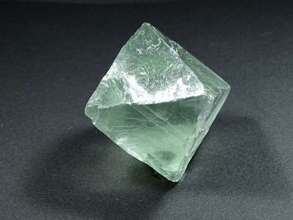Fluoryt Kryształ Ośmiościan 65m